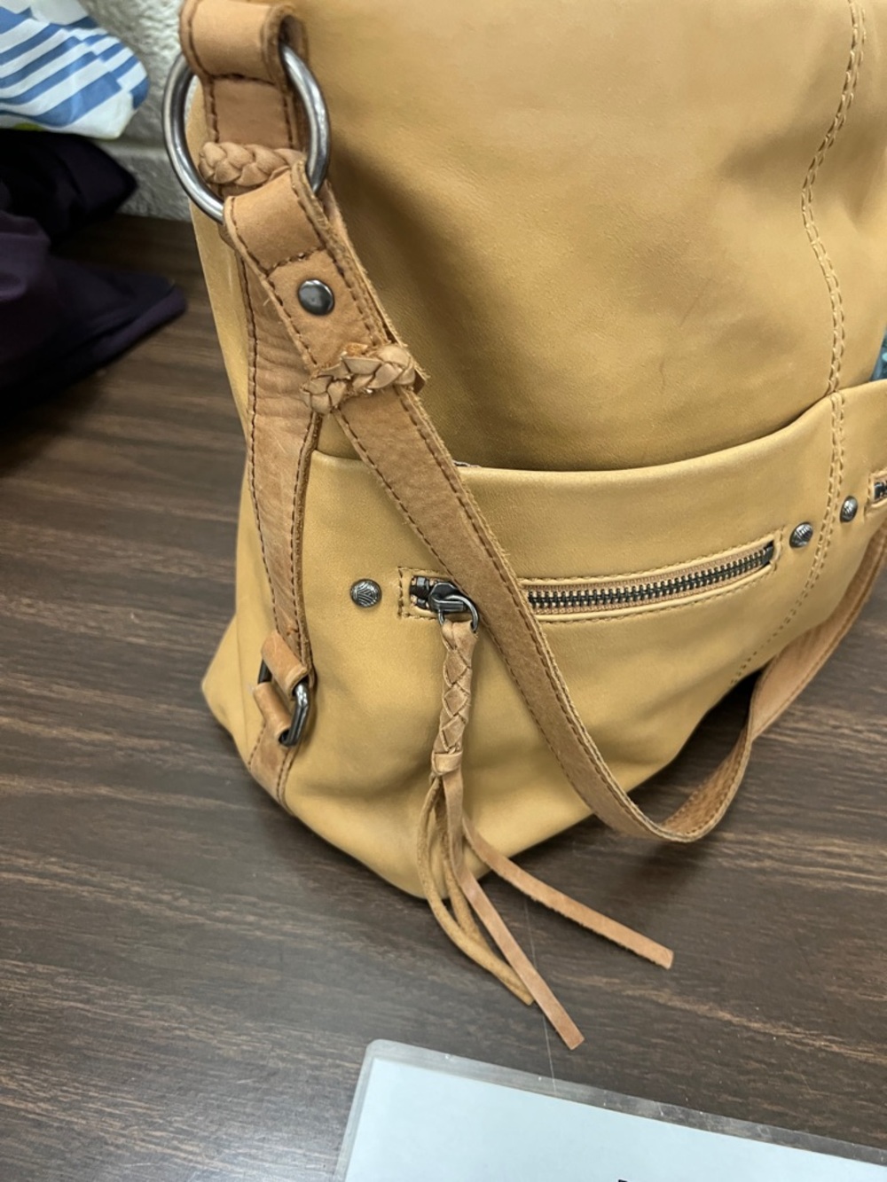 The Sak Ashland Bucket Hobo Shoulder Bag in Tobacco. Softest leather! - Picture 4 of 5